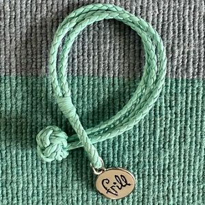 Super Cute Vera Bradley Frill Woven Leather Bracelet w/ Silver Charm • Like New